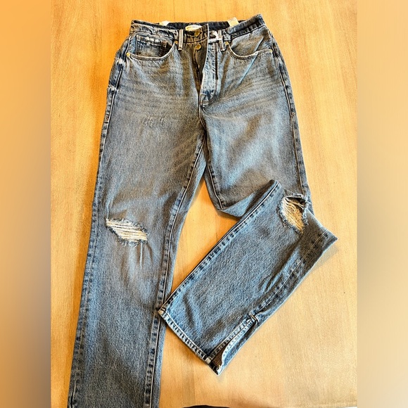 Good American jeans size 4/27 New never worn! - Picture 3 of 7